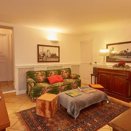 Dimora Dei Leoni * Palermo